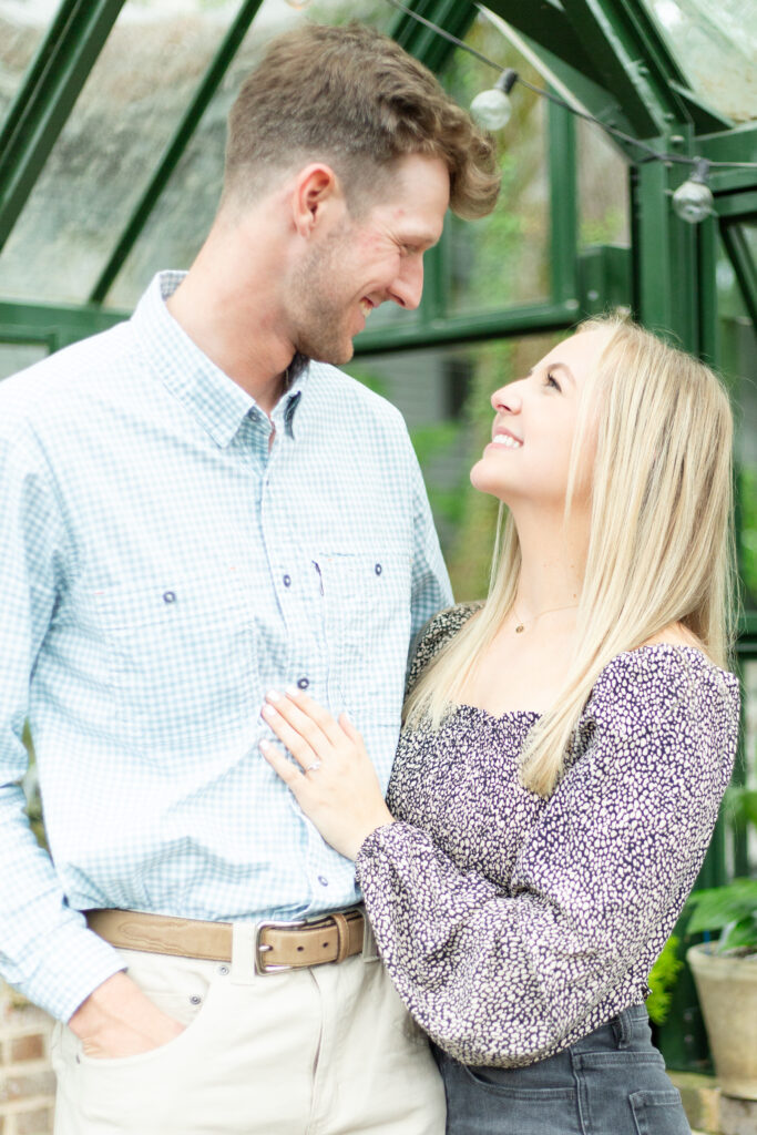 Bride and groom Engagement Photos in Hoover, Alabmama