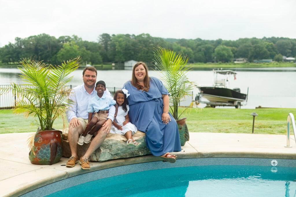 Family Photographer Wilsonville, Alabama
Lay Lake Photo Session