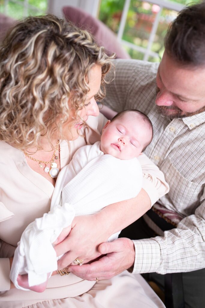 LIfestyle Newborn Photographer in Hoover Alabama