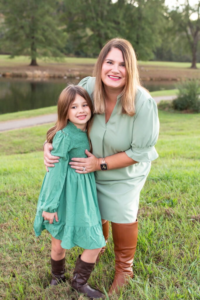 Motherhood photographer in Birminhgham Alabama