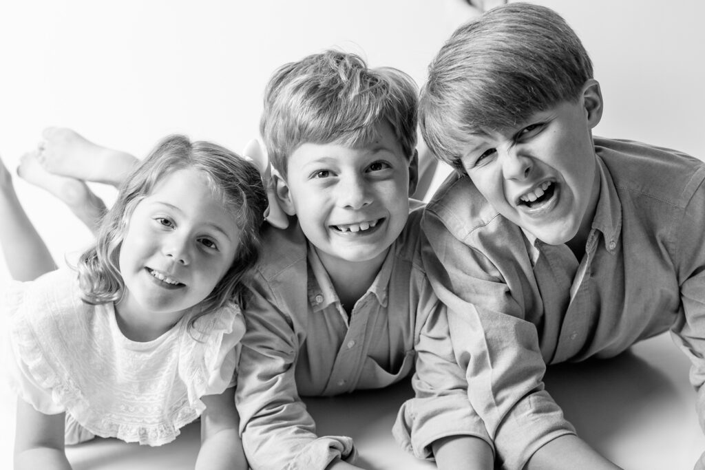 Personality Portraits. Birmingham, Hoover, Vestavia, Homewood, Mountain Brook, Helena, Pelham, alabaster, Pelham, Chelsea, Alabama. Family photographer. affordable photographer
confidence through family portraits