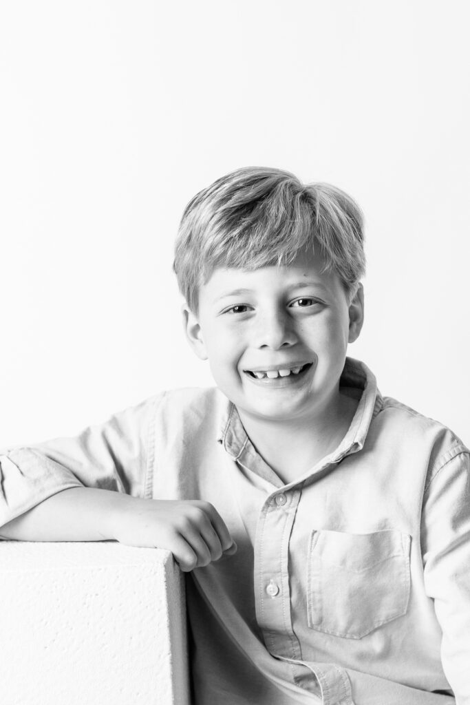 Hoover, Vestavia, Mountain Brook, Homewood, Helena, Pelham, Alabaster, Chelsea, Birmingham Alabama Children's Photographer. Family Photographer. Personality portraits. Top rated photographer in Birmingham. Affordable portraits
confidence through family portraits