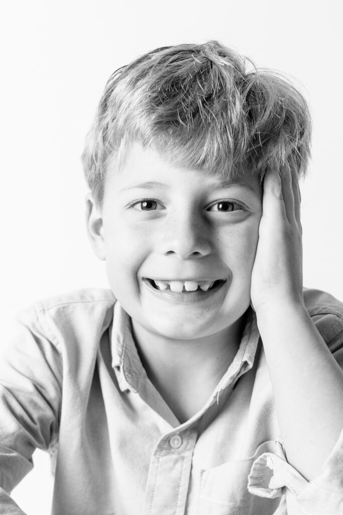 Hoover, Vestavia, Mountain Brook, Homewood, Helena, Pelham, Alabaster, Chelsea, Birmingham Alabama Children's Photographer. Family Photographer. Personality portraits. Top rated photographer in Birmingham. Affordable portraits
