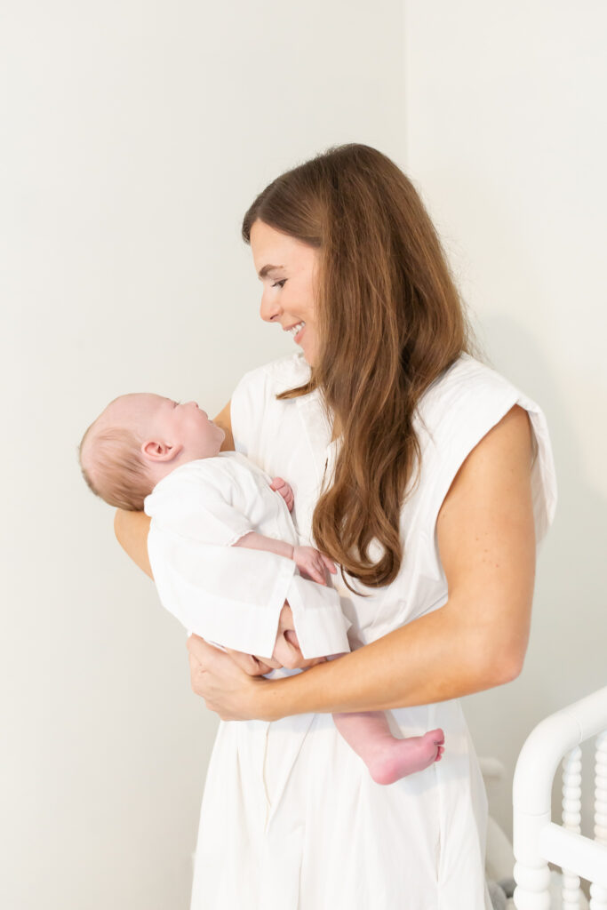 How to prepare for your lifestyle newborn session . Hoover, AL newborn Photographer