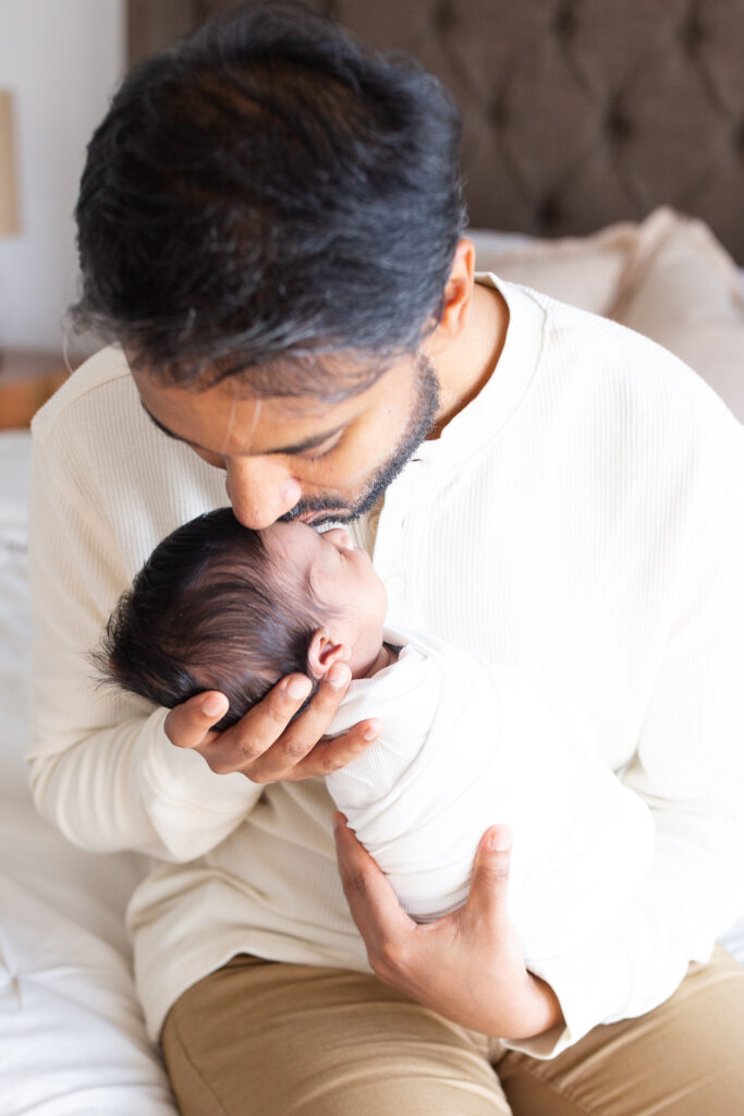 Hoover, Alabama Newborn Photographer. Lifestyle newborn sessions at home. Birmingham Newborn Photographer
