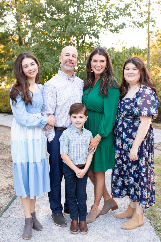 Family Photographer.  Fall Family Photos.  Pelham, alabaster, Helena, Chelsea, Oak Mountain, 
Hoover, Vestavia, Homewood, Mountain Brook, Birmingham, Alabama Family Photographer.