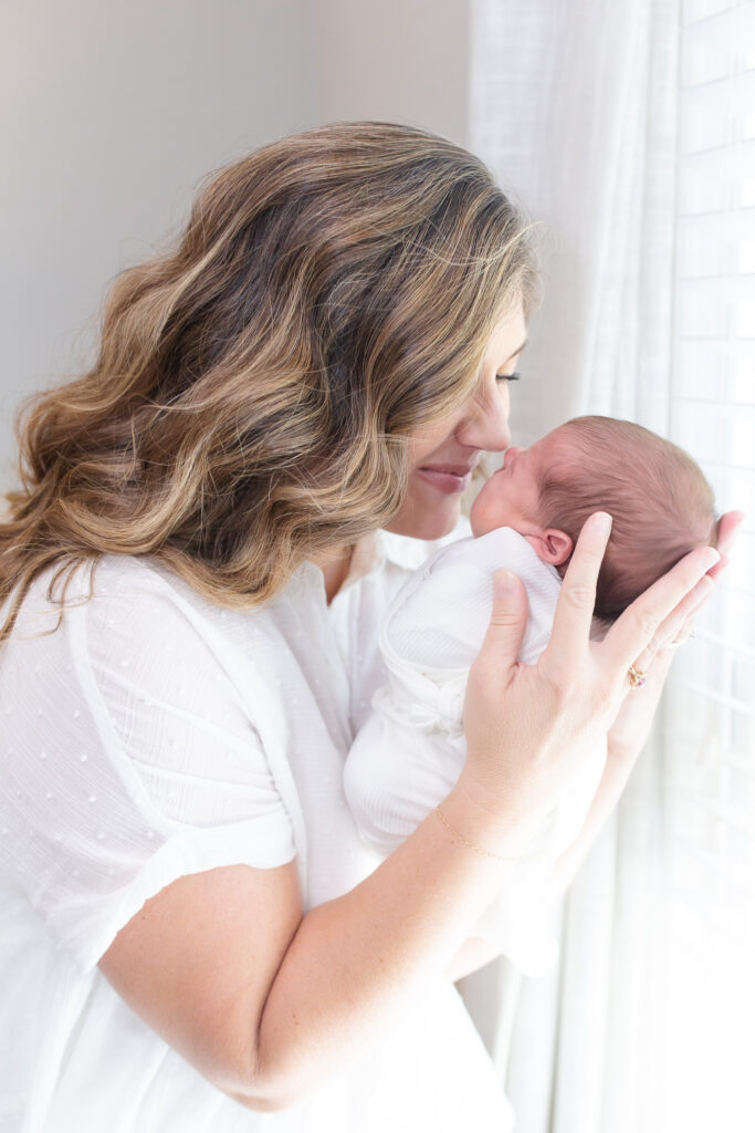 Newborn Photographer.  Hoover, Vestavia, Homewood, Mountain Brook, Chelsea, Helena, Alabaster, Pelham, Birmingham Alabama.  Brookwood Hospital Babies
UAB Babies
Grandview Babies
Newborn Photos