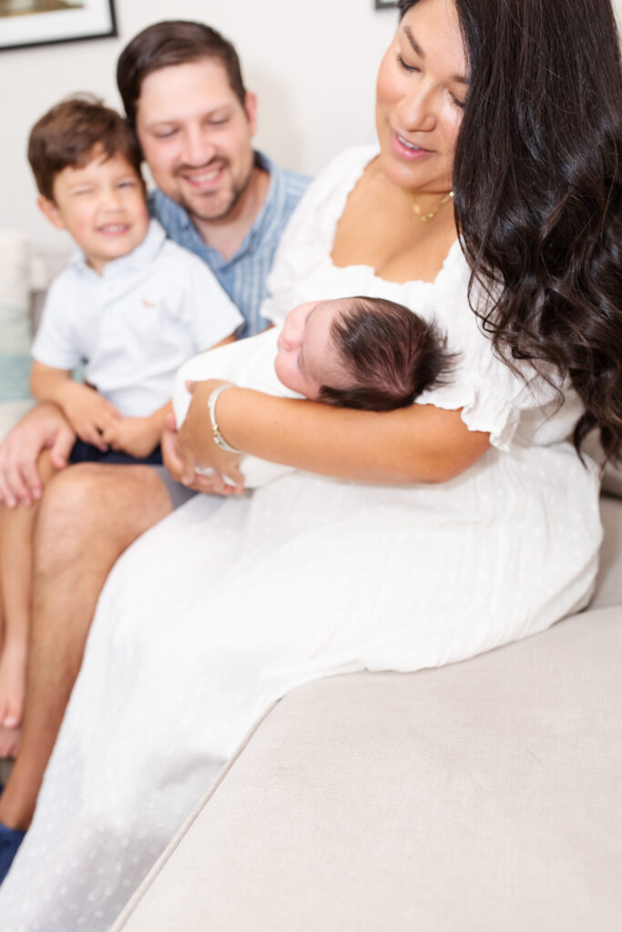 Newborn Photographer.  Hoover, Vestavia Hills, Homewood, Mountain Brook, Chelsea, Pelham, Helena, Alabaster, Birmingham, Alabama.  Lifestyle Newborn Photography, Natural light photographer, baby photos, baby photographer