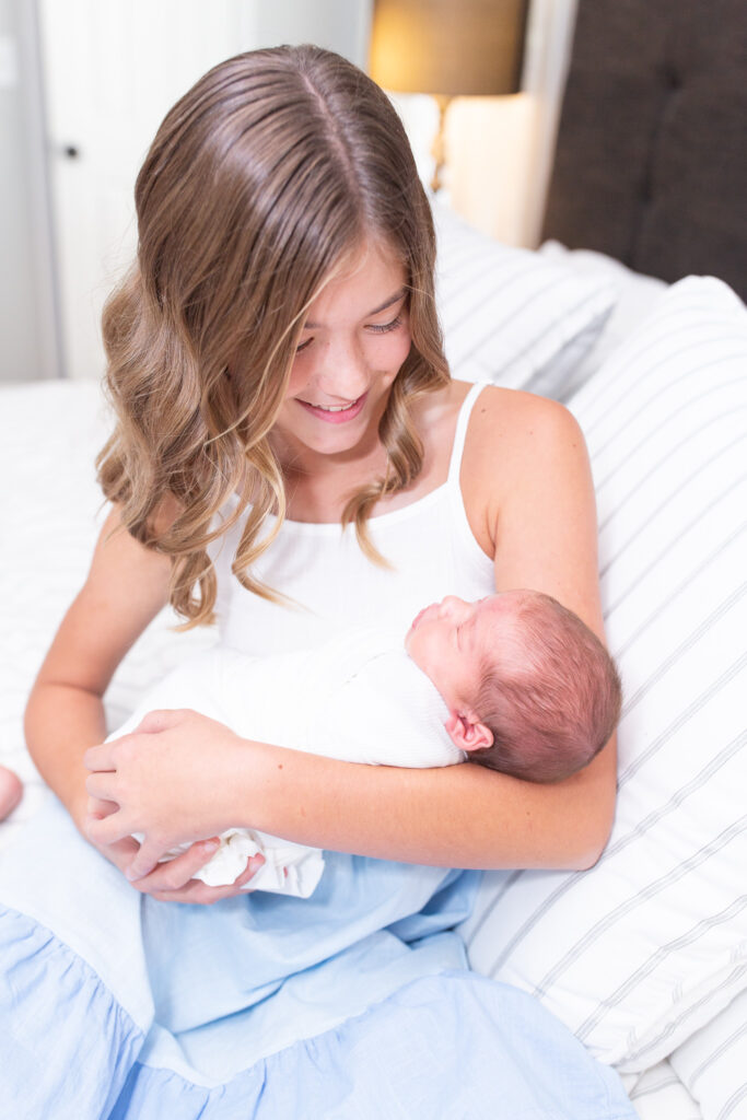 Newborn Photographer.  Hoover, Vestavia, Homewood, Mountain Brook, Chelsea, Helena, Alabaster, Pelham, Birmingham Alabama.  Brookwood Hospital Babies
UAB Babies
Grandview Babies
Newborn Photos