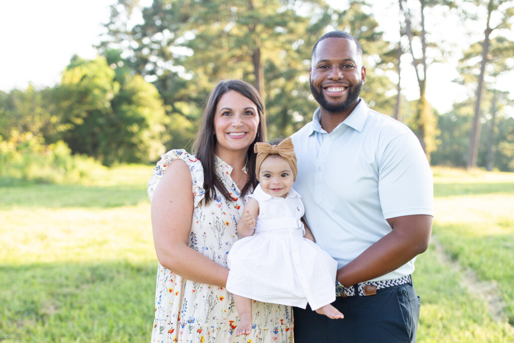 Adorable family photos in Birmingham, alabama.  Family Photographer in hoover, alabama