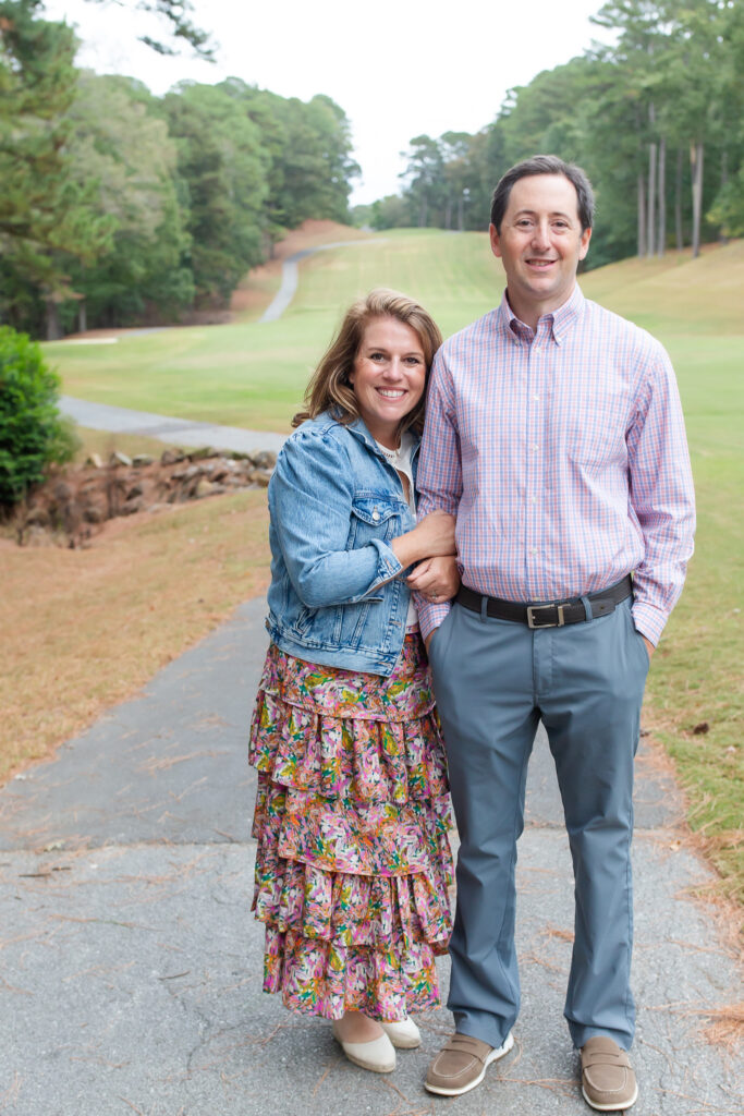 Birmingham, Alabama family photographer.  Riverchase country club.  Family PHotos