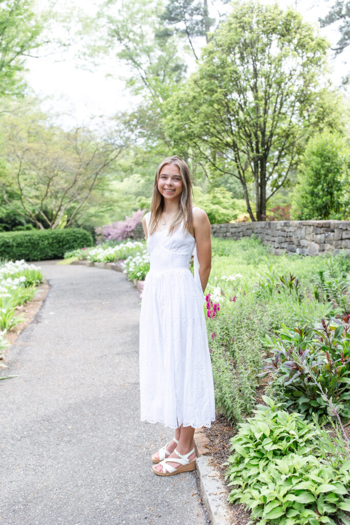 Making the most of your senior photos. Birmingham Botanical Gardens.
