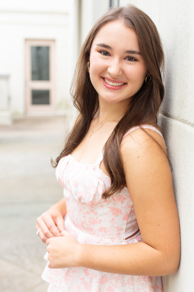 Senior Photo Sessions in Birmingham, Alabama.  Hoover, Vestavia, Homewood, Mountain Brook, Pelham, Helena, Alabaster Birmingham, Alabama.  Senior Photographer