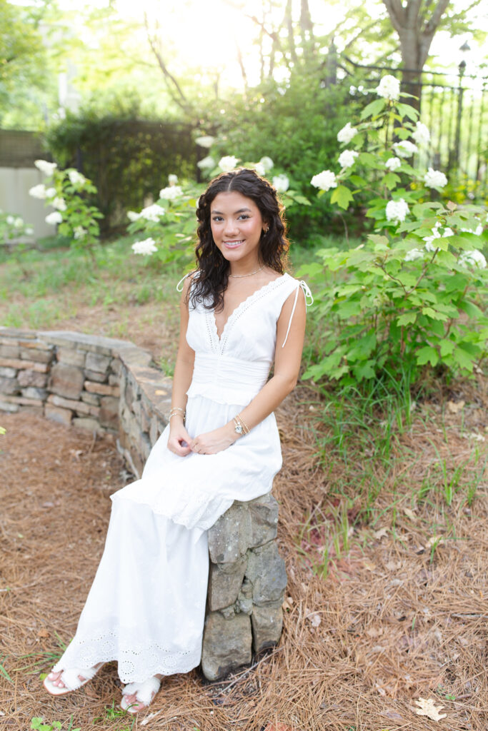 Birmingham, Alabama Senior Photographer.  Birmingham Botanical Gardens.  Senior Photos