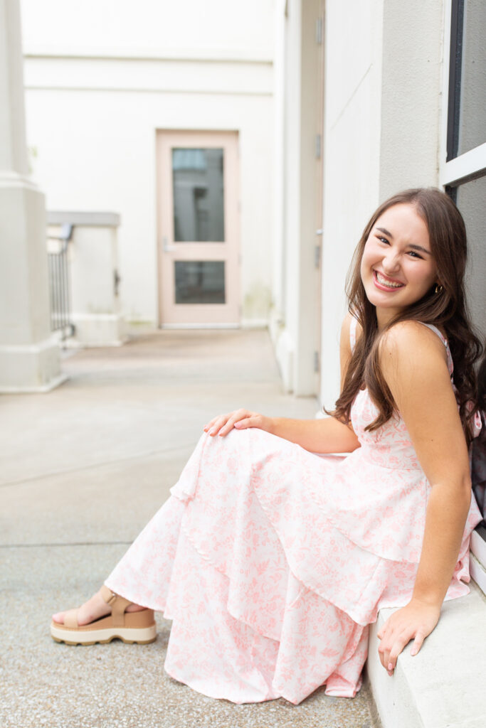 Senior PHotographer in Birmingham, Alabama.  Spain Park High School, Hoover High School, Thompson High School, Briarwood Christian School, Mountain Brook High School, Vestavia Hills High School, Homewood High School, Helena High School, Pelham High School, Oak Mountain High School, Senior Portraits.  Senior Photographer