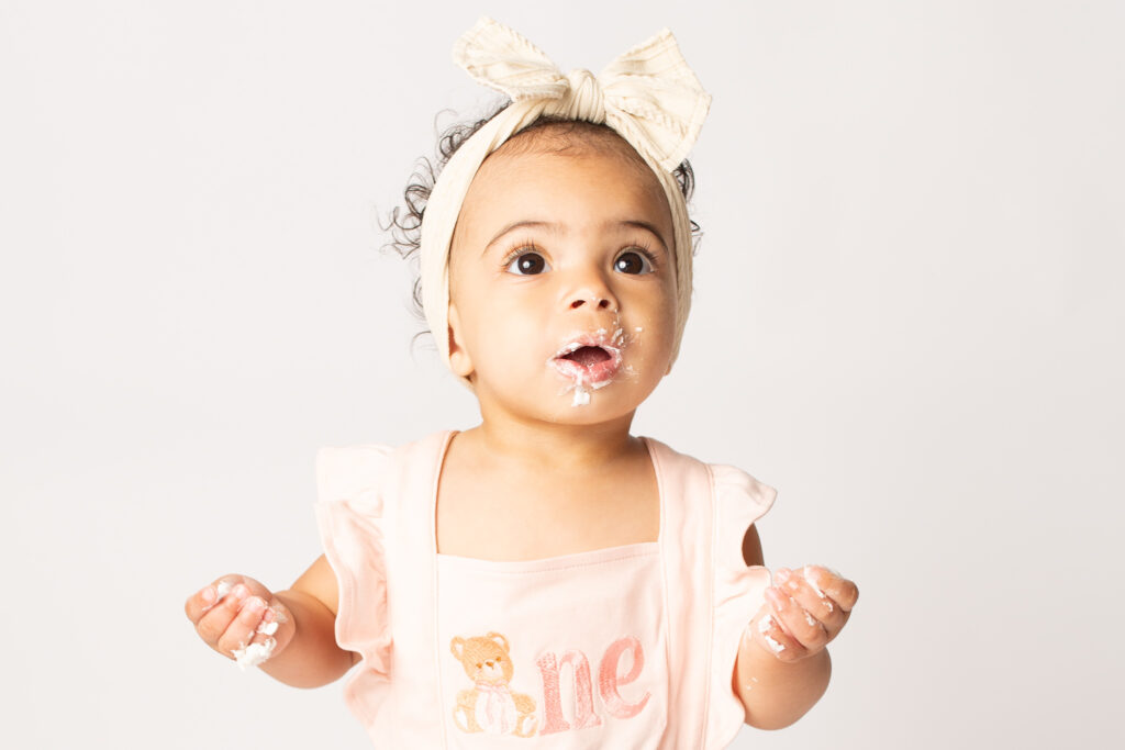 First Birthday Cake Smash. Hoover, alabama photographer