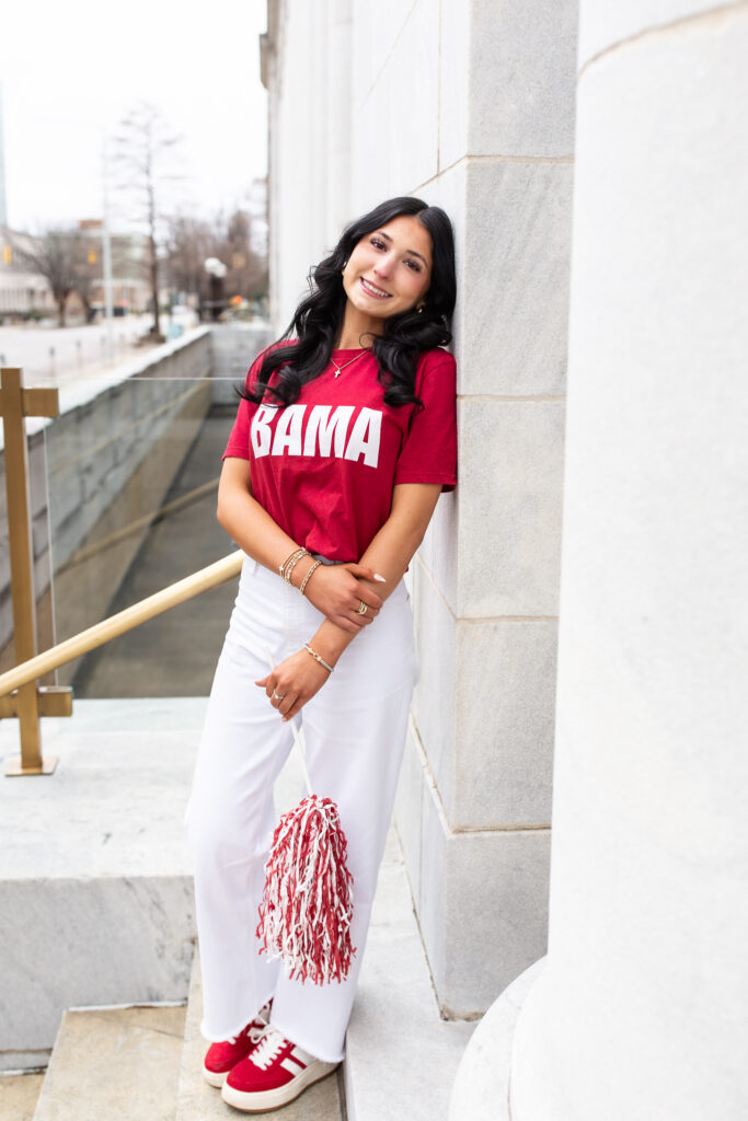 Senior PHotographer in Birmingham, Alabama.  Spain Park High School, Hoover High School, Thompson High School, Briarwood Christian School, Mountain Brook High School, Vestavia Hills High School, Homewood High School, Helena High School, Pelham High School, Oak Mountain High School, Senior Portraits.  Senior Photographer