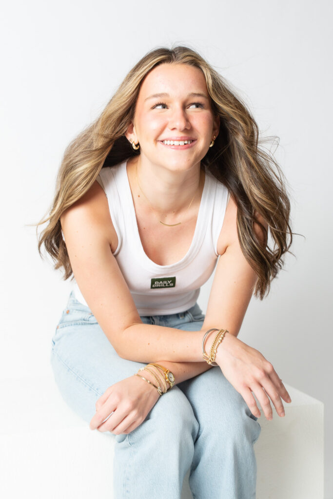 Senior Photographer Hoover High School, Spain Park High School, Vestavia Hills High School, Mountain Brook High School, Homewood High School, Oak Mountain High School, Chelsea High School, Pelham High School, Helena High School, Thompson High School