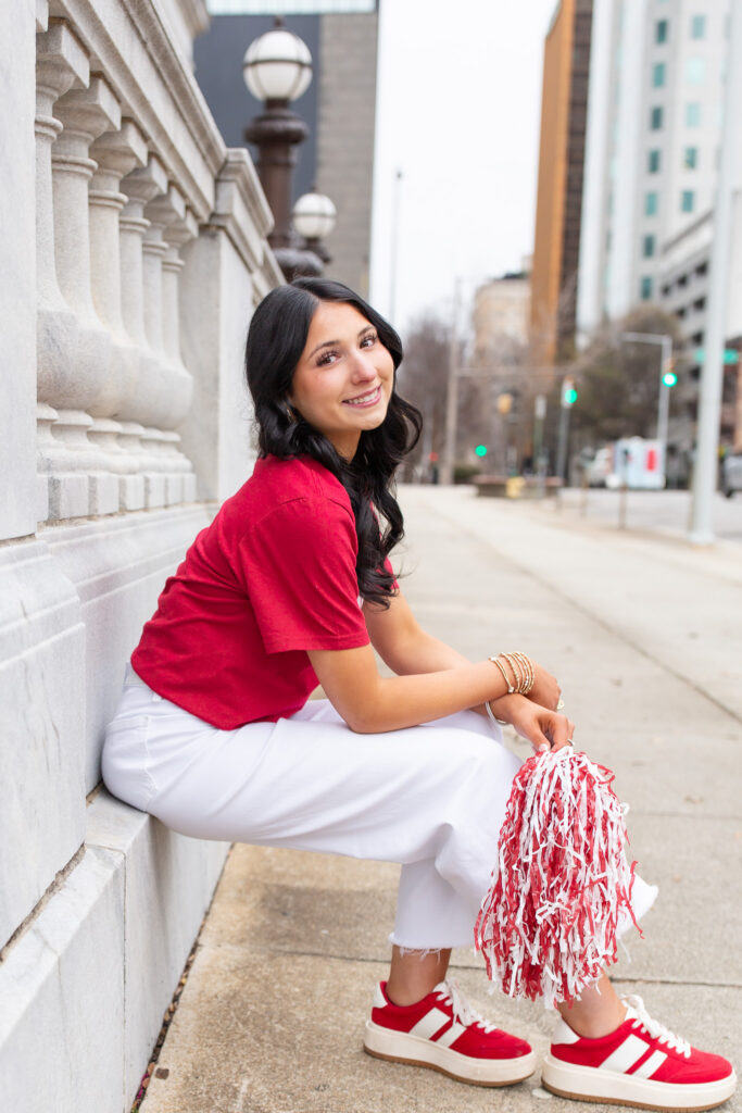 Birmingham, Alabama High School Senior Portrait Photographer.  Spain Park High School, Hoover High School, Vestavia Hills High School, Homewood High School, Mountain Brook High School, Oak Mountain High School, Chelsea High School, John Carol High School, Briarwood Christian School, Pelham High School, Helena High School, Thompson High School.  Senior Photos
University of Alabama Photographer.  /grad photos