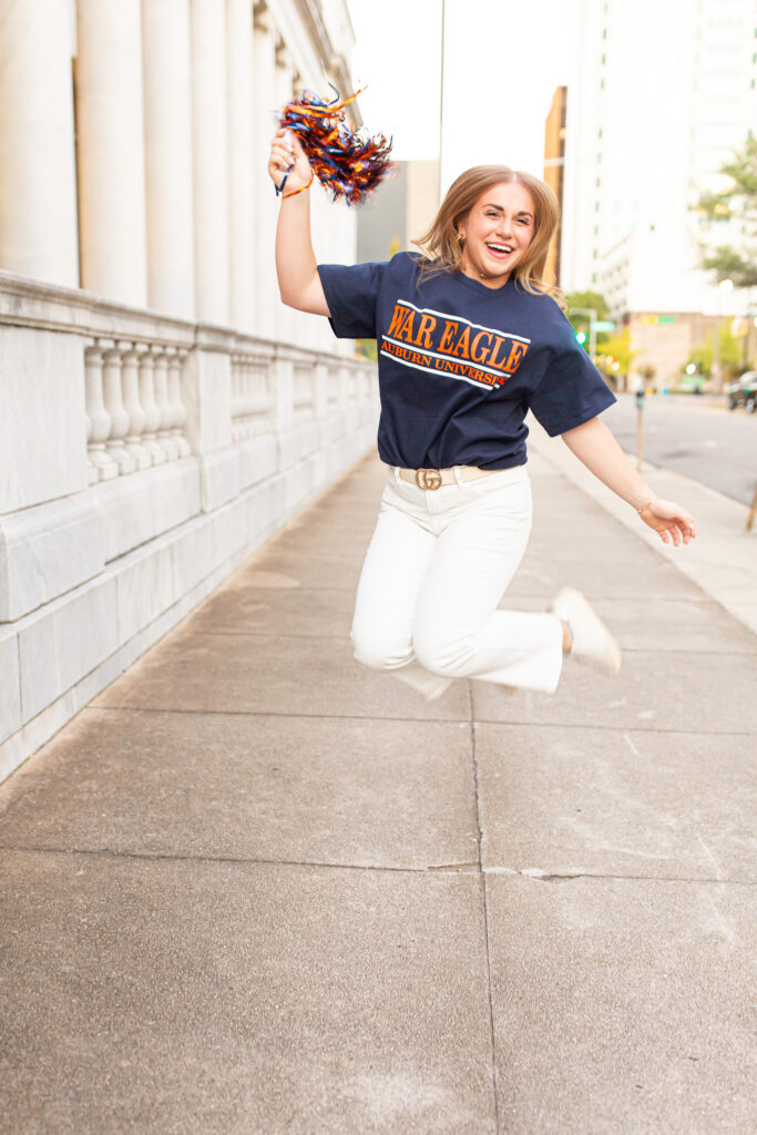 Birmingham, Alabama High School Senior Portrait Photographer.  Spain Park High School, Hoover High School, Vestavia Hills High School, Homewood High School, Mountain Brook High School, Oak Mountain High School, Chelsea High School, John Carol High School, Briarwood Christian School, Pelham High School, Helena High School, Thompson High School.  Senior Photos
Auburn University Photographer.  Grad photos