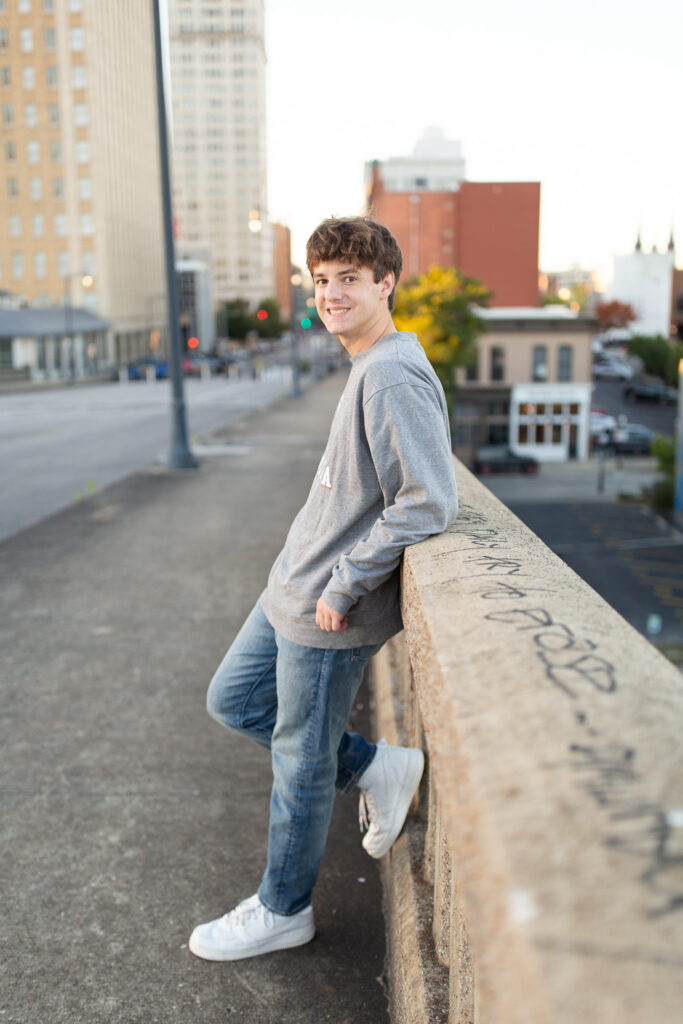 Birmingham, Alabama High School Senior Portrait Photographer.  Spain Park High School, Hoover High School, Vestavia Hills High School, Homewood High School, Mountain Brook High School, Oak Mountain High School, Chelsea High School, John Carol High School, Briarwood Christian School, Pelham High School, Helena High School, Thompson High School.  Senior Photos