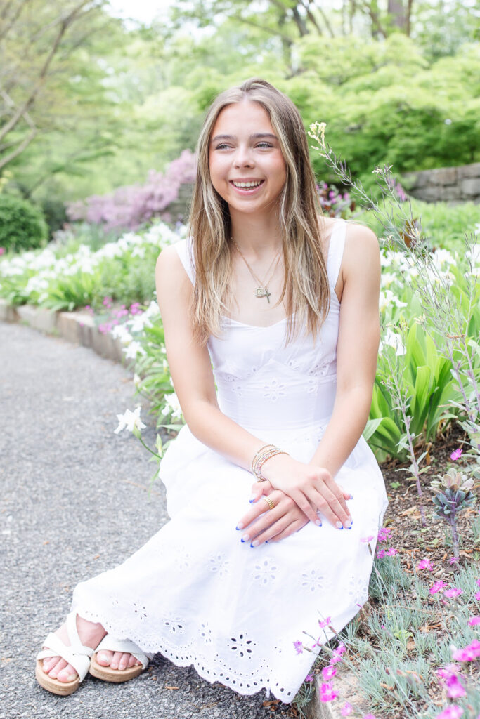 Senior Style Guide.  What to wear for your high school senior photos.  Birmingham, Alabama