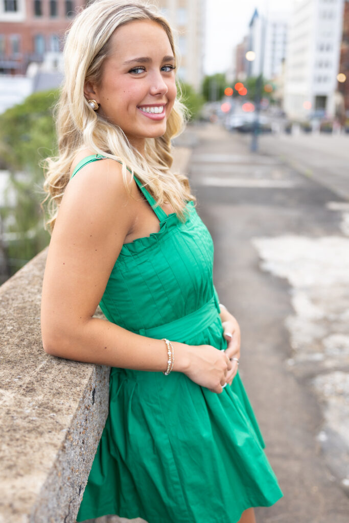 Spain Park High School, Hoover High School, Vestavia Hills High School, Helena High School, Oak Mountain High School, Pelham High School, Thompson High School, Homewood High School, Mountain Brook High School, Chelsea High School, Briarwood Christian School, Senior Portrait Photographer.  Senior Photos in Birmingham Alabama