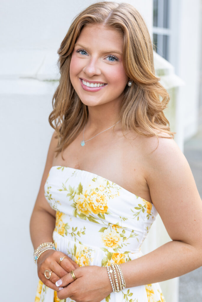 Spain Park High School, Hoover High School, Pelham High School, Helena High School, Thompson High School, Oak Mountain High School, Vestavia Hills High School, Homewood High School ,Mountain Brook High School, John Carol High School, Briarwood Christian School, Senior Portrait Photographer