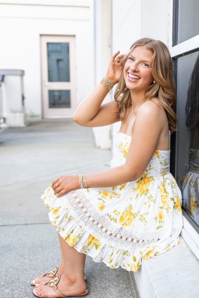 Spain Park High School, Hoover High School, Pelham High School, Helena High School, Thompson High School, Oak Mountain High School, Vestavia Hills High School, Homewood High School ,Mountain Brook High School, John Carol High School, Briarwood Christian School, Senior Portrait Photographer